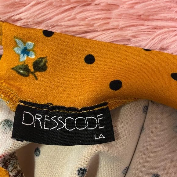 DRESSCODE L.A. Size M. Mustard Yellow Dress. - Picture 5 of 16